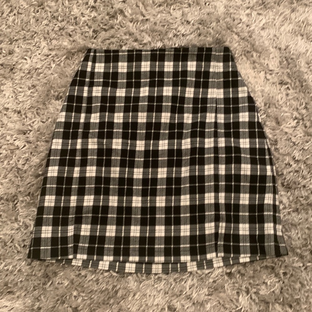 Brandy Melville Cara Skirt